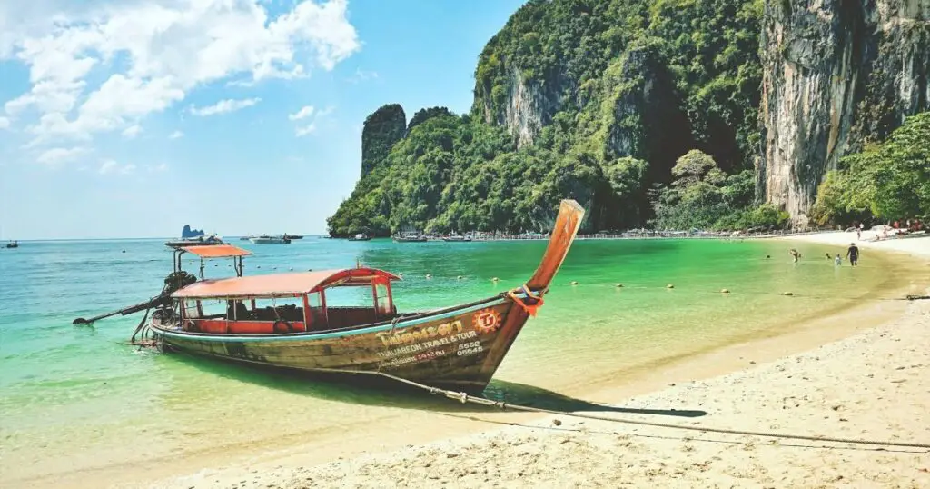 Thailand in februari – tropische stranden en longtailboot